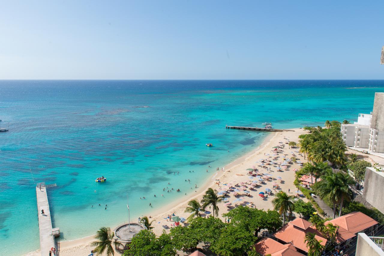 Deluxe Montego Bay Club Studio & Suites Eksteriør bilde