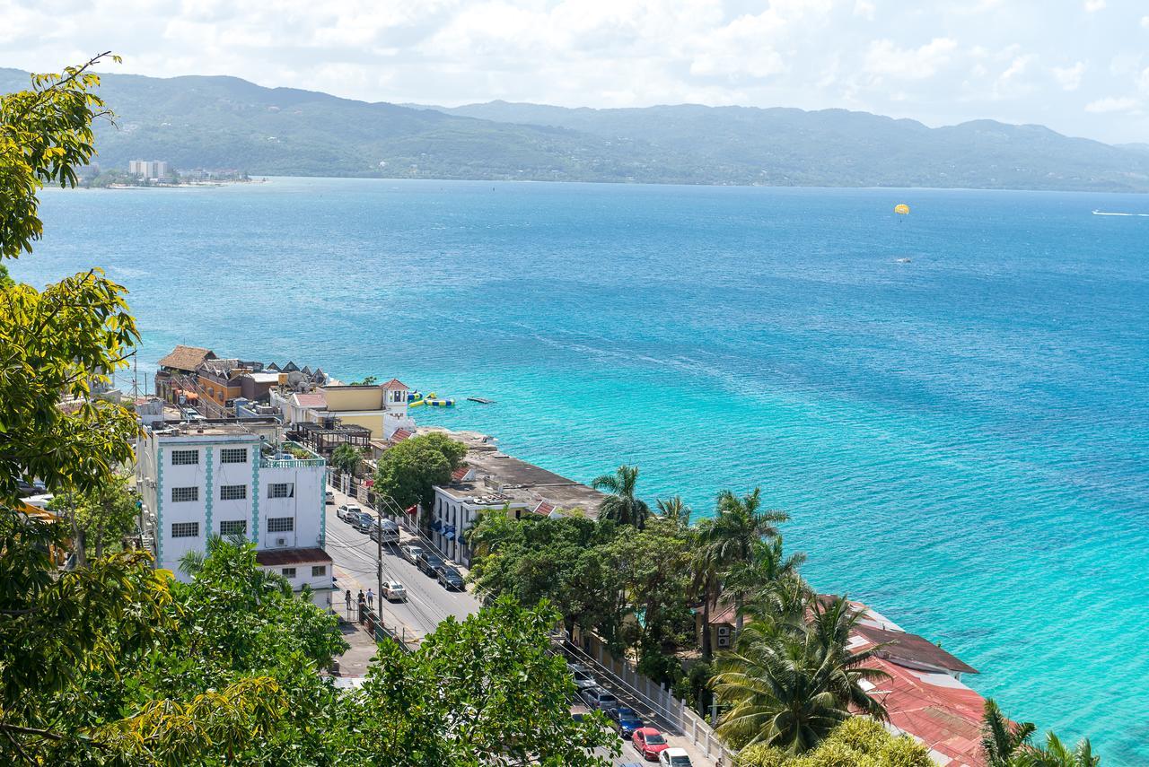 Deluxe Montego Bay Club Studio & Suites Eksteriør bilde